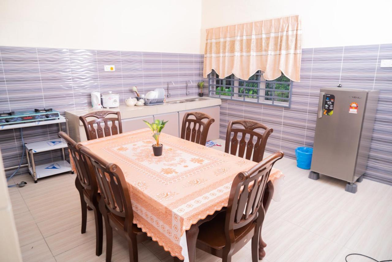 Adorable 3-Bedroom Home With Pool, Wi-Fi And Bbq Rembau Zewnętrze zdjęcie