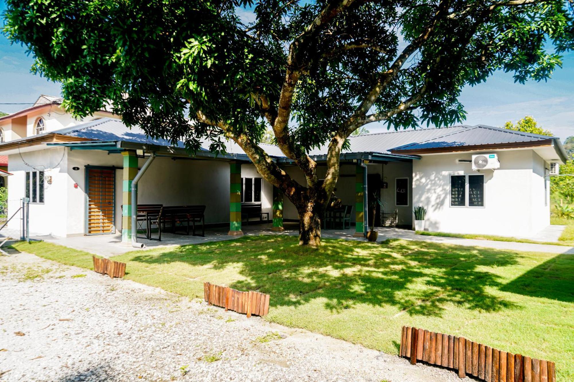 Adorable 3-Bedroom Home With Pool, Wi-Fi And Bbq Rembau Zewnętrze zdjęcie